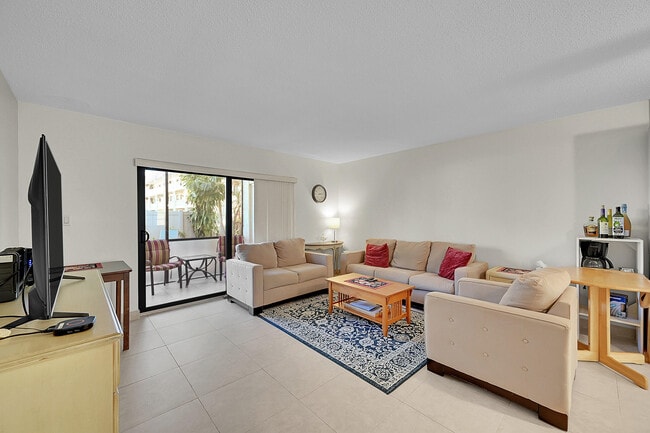 Photo - 138 S Cypress Rd Unit 214