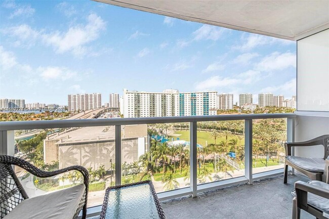 Photo - 19201 Collins Ave Condominio Unidad 935