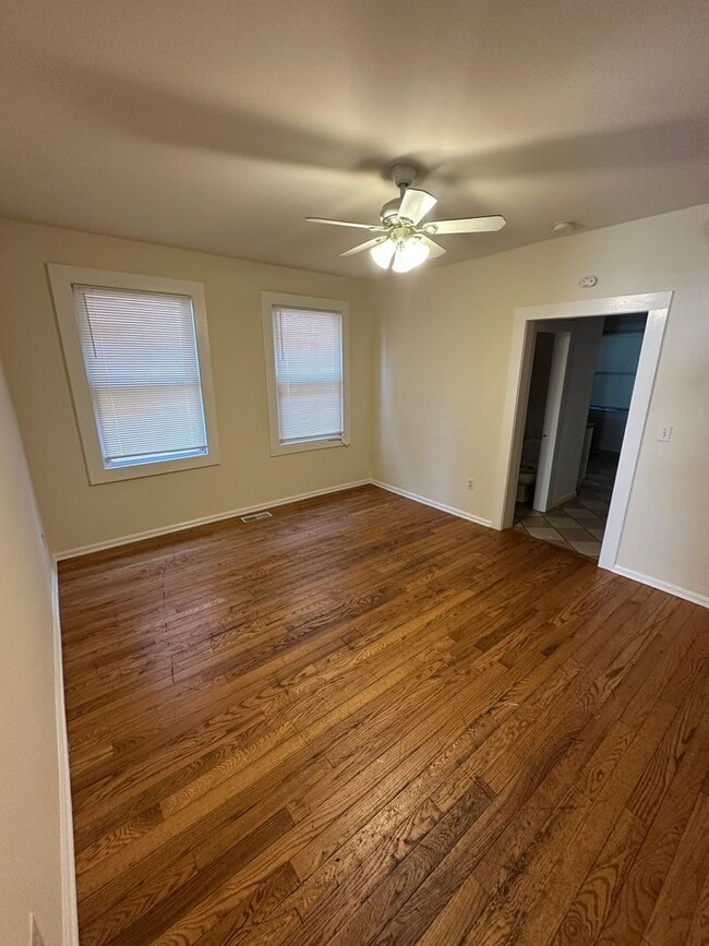 Photo - Dover St. 267-269 Unit 267 1st Fl Left