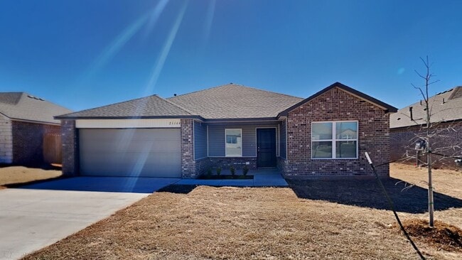 Photo - Welcome to Spacious 4-bedroom, 2-bathroom Home in Harrah!