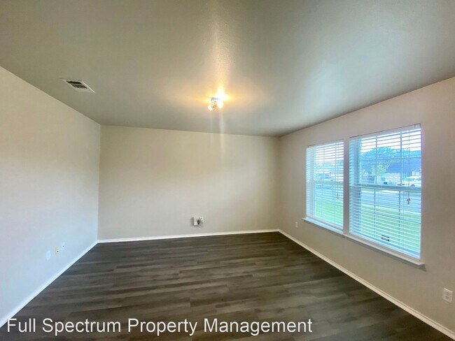 Photo - 3 br, 2 bath House - 8846 Old Sky Harbor