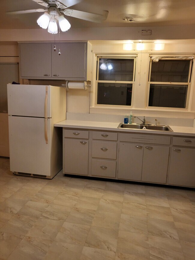 Photo - 380 Ohio Ave