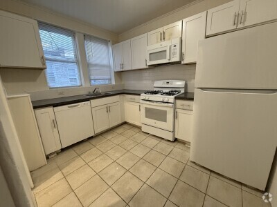 Building Photo - 520 Cambridge St Unit 1 Rental