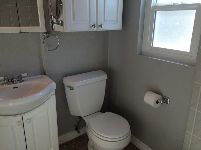 Bathroom - 3615 Vista Dr