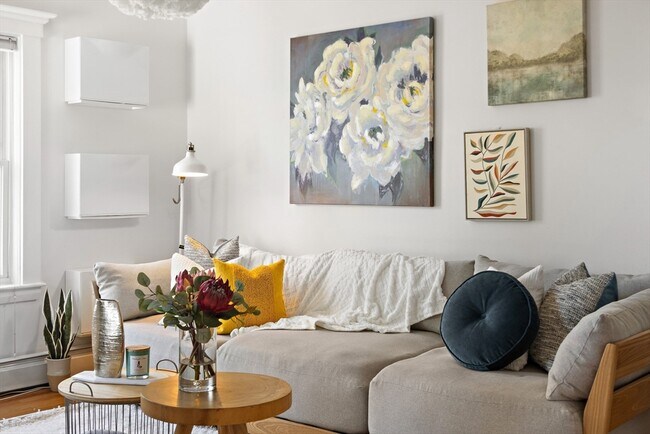 Photo - 32 Harvard St