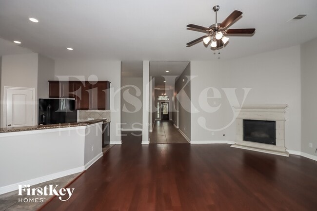 Photo - 15007 Appian Oak St