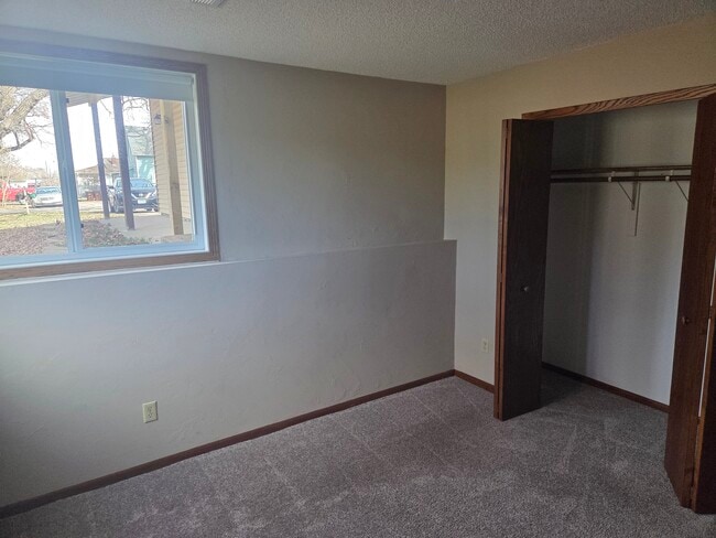 Photo - 803 1st Ave NW