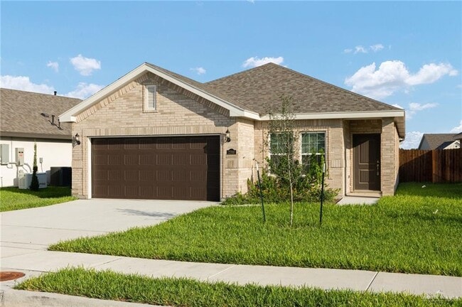 Building Photo - 2700 N Plumbago Ave Rental