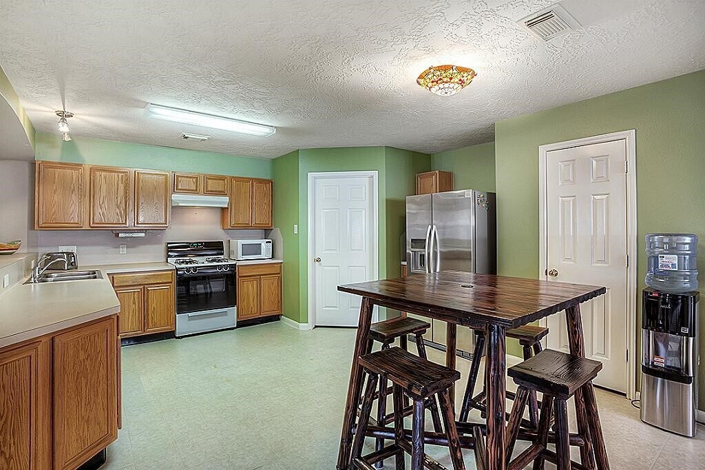 Photo - 32126 Annice Ln