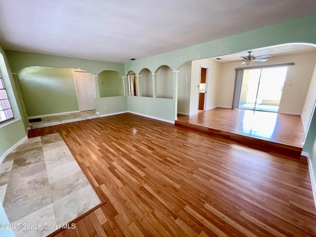 Photo - 48 Country Club Rd