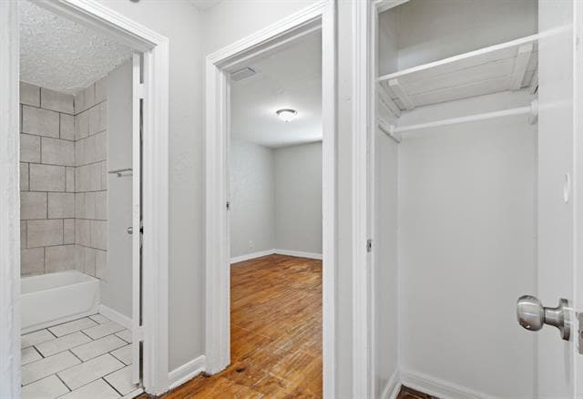 Photo - 2529 Shropshire St