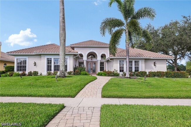 Building Photo - 8868 Lely Island Cir