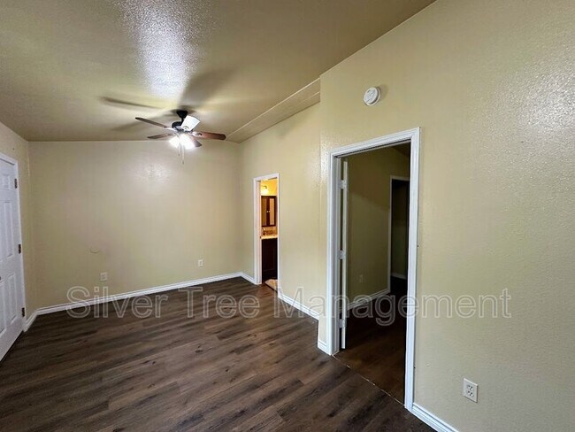 Photo - 358 Brighton Oaks Dr Unidad 2