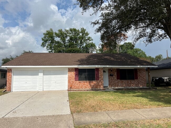 Photo - 1104 E Thirteenth St