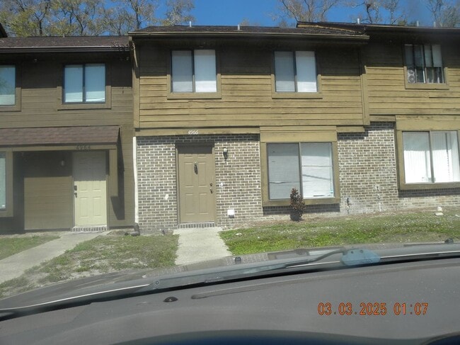 Building Photo - 4966 Sanoma Village