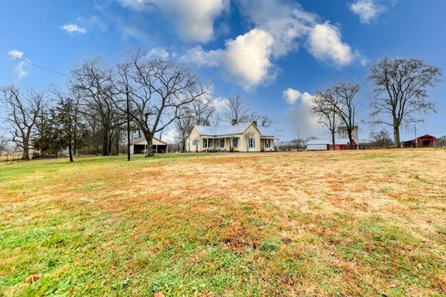 Photo - 2030 Spring Creek Rd