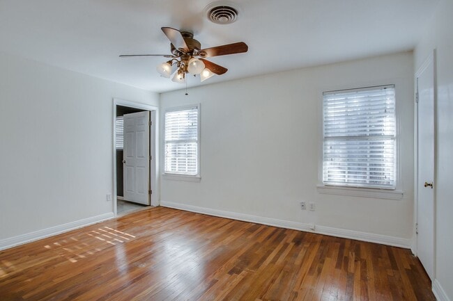 Building Photo - Pre Leasing for fall 2026! 3/2 in Tech Terrace!