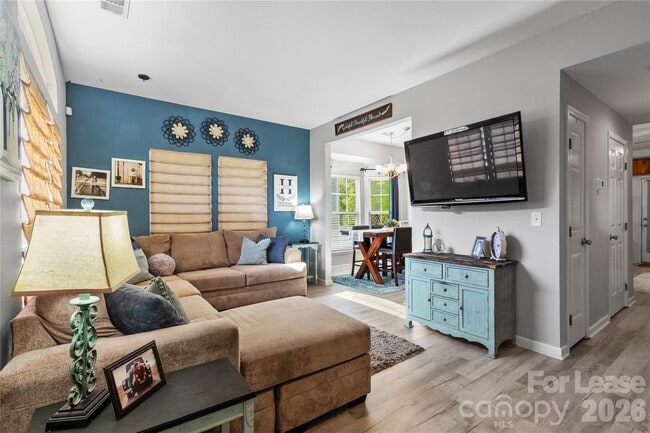 Photo - 4103 Christine Ln