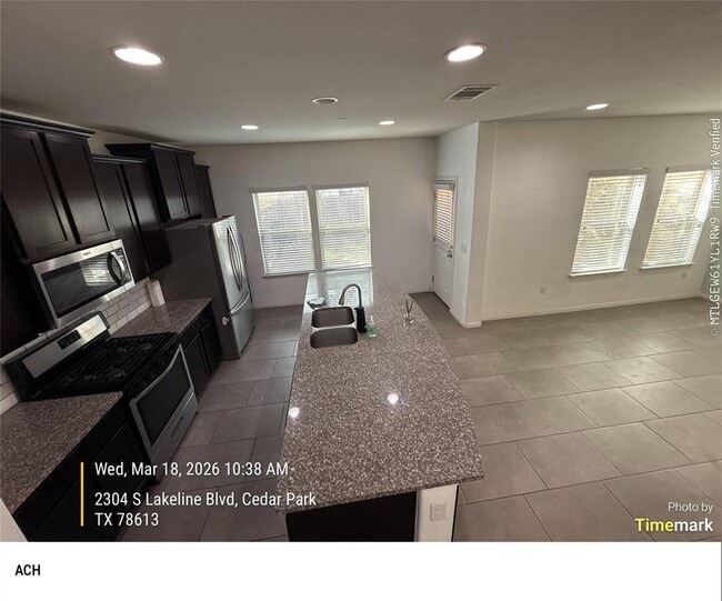 Photo - 2304 S Lakeline Blvd