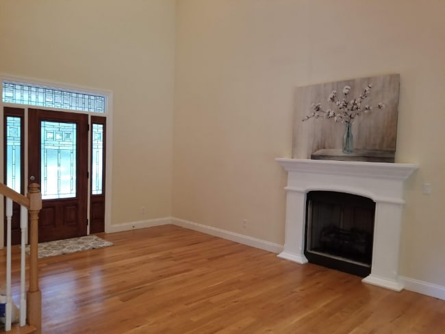 Photo - 32 Tempie Ln