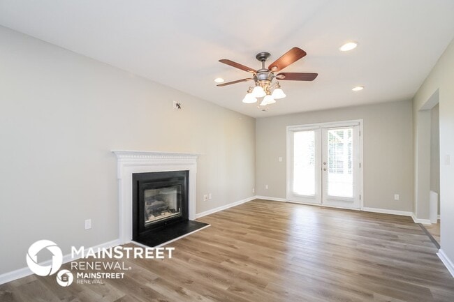 Photo - 360 Old Wood Ln