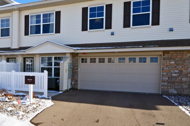 Photo - Immaculate 3 BD / 3 BA townhome in Lino La...