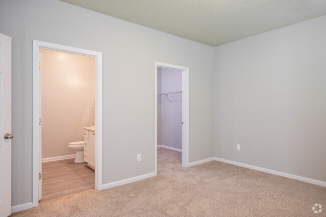 2BR, 2BA