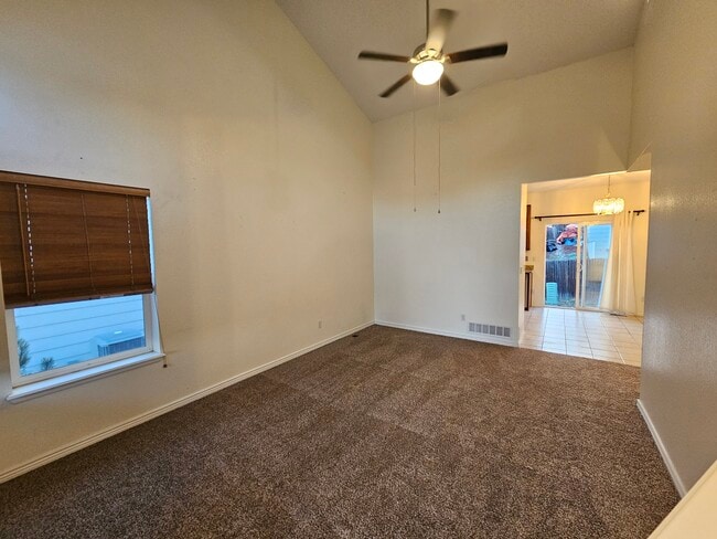 Photo - 4672 Saddle Ridge Dr