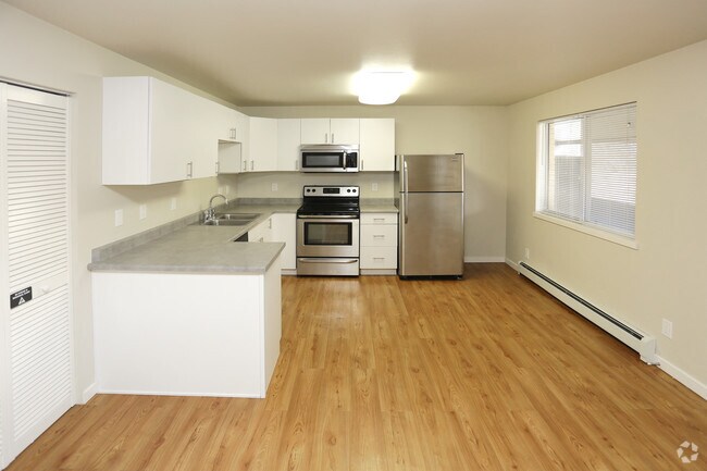 2HAB, 1BA - 775 ft²