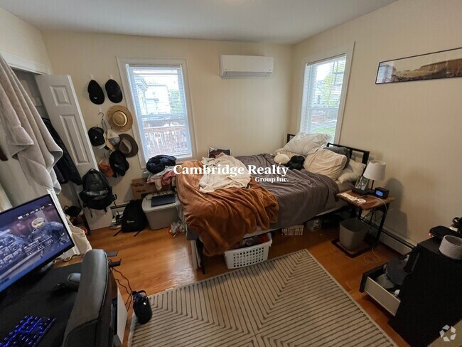 Building Photo - 6 Nashua St Unit 2 Rental
