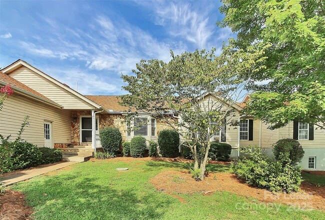 Photo - 155 Sunfish Dr