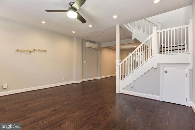 Photo - 1383 Florida Ave NE