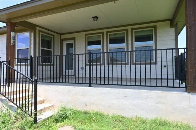 Photo - 124 Gray Wolf Dr