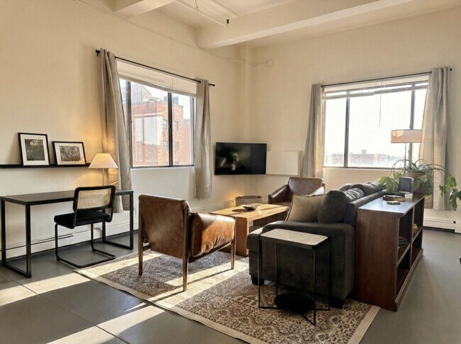 Building Photo - 823 N 2nd St Unit SI ID1508029P