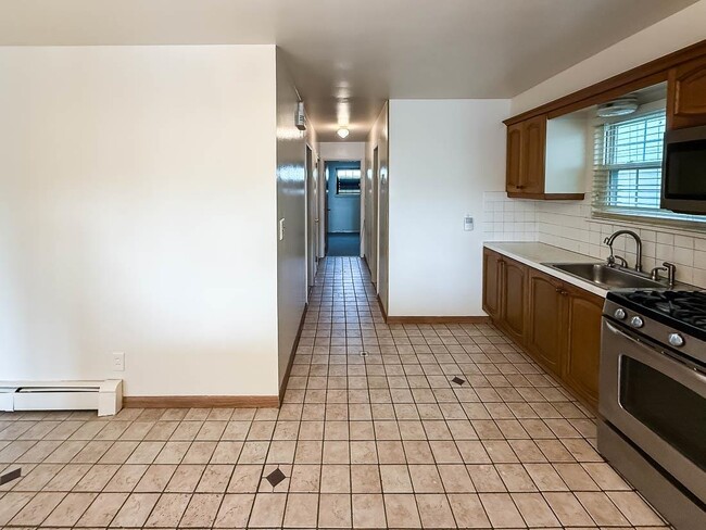 Photo - 14 Suburbia Ct Unit 1