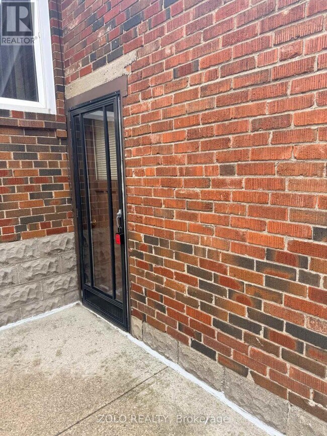 Photo - 469 Evans Ave.