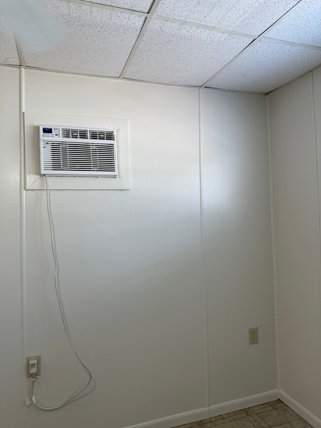 Photo - 4360 SW 2nd Ter