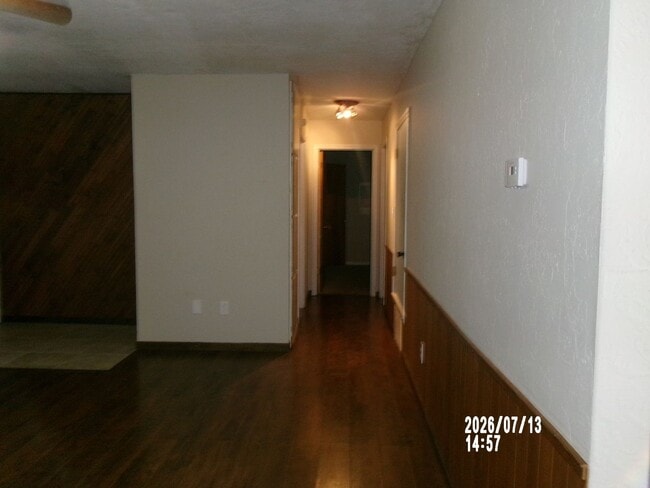 Photo - 409 1/2 NW pecan Avenue