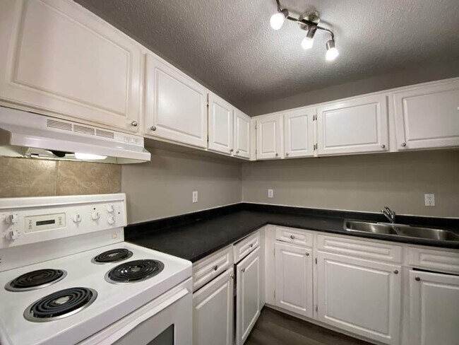 Photo - Windfall Court