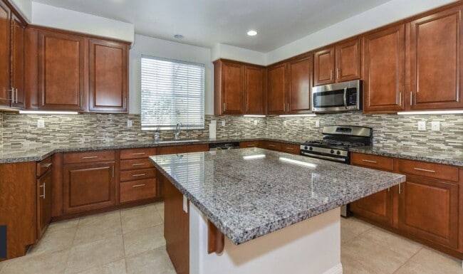 Photo - 10528 Ponderosa Cir