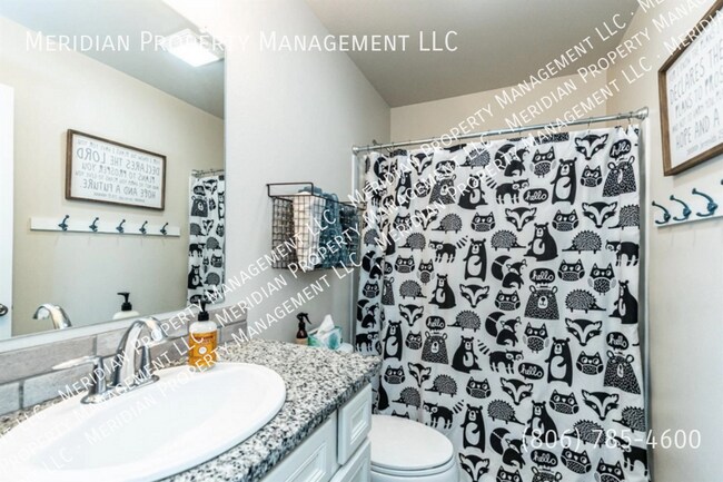 Photo - 7456 104th St