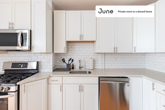 Photo - Room in Shared 3 bed/2 bath home Unit C