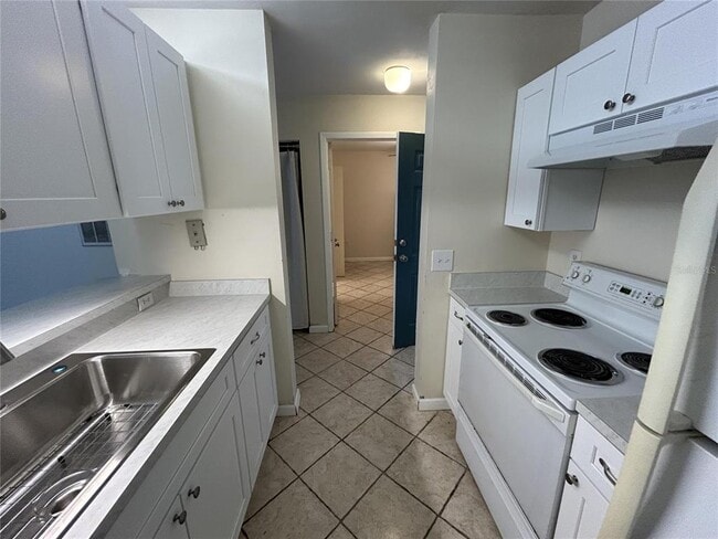 Photo - 3800 SW 20th Ave Unit 403