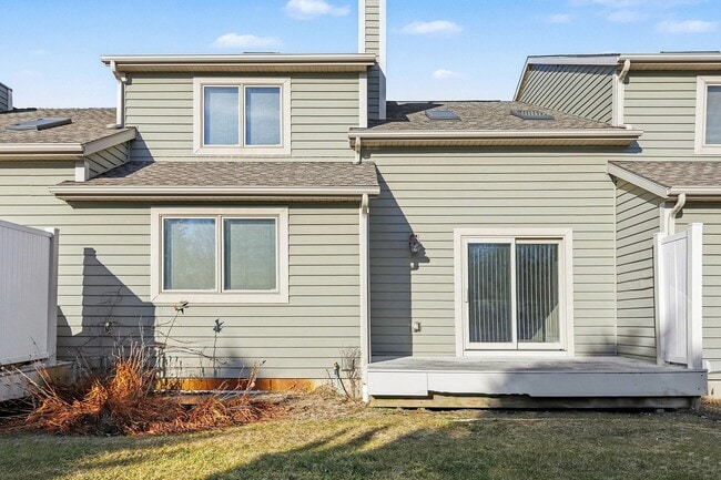 Photo - 113 Clubhouse Dr