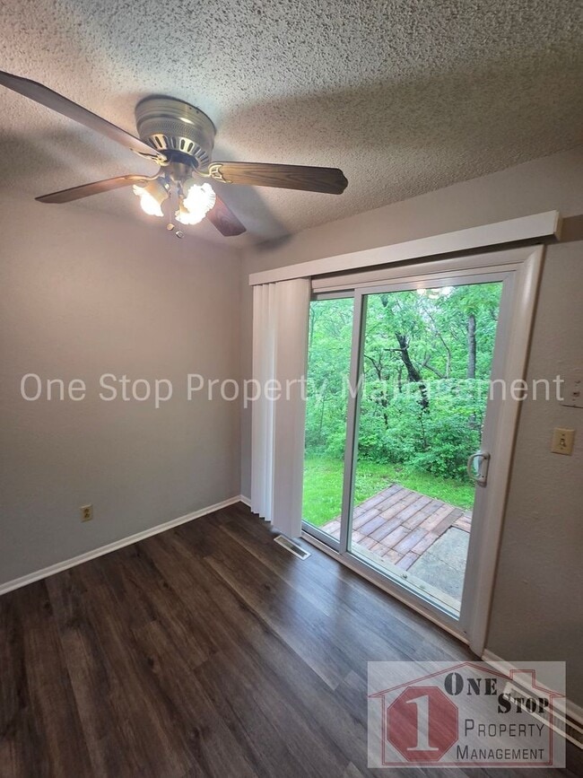 Photo - Renovated 3-bedroom, 2-bathroom home in Lee's Summit!
