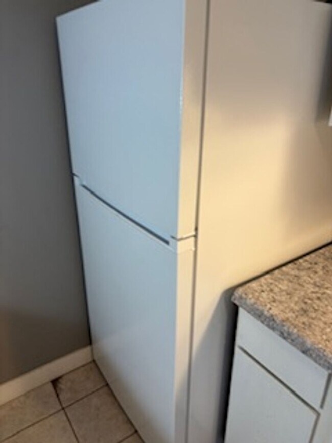 Photo - 209 Estelle St Unit 209 Estelle St - Apt A2