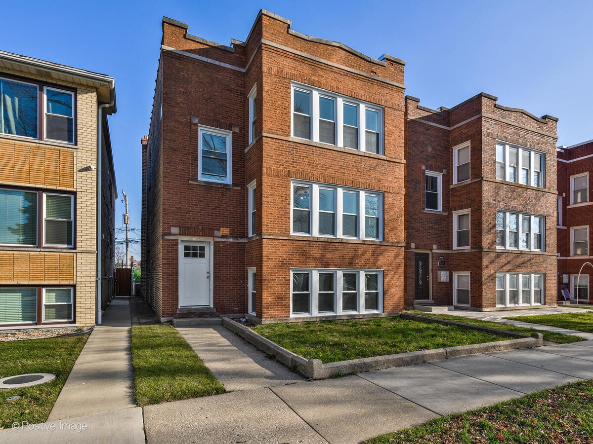 Photo - 6125 S Kolmar Ave Apartment Unit 2