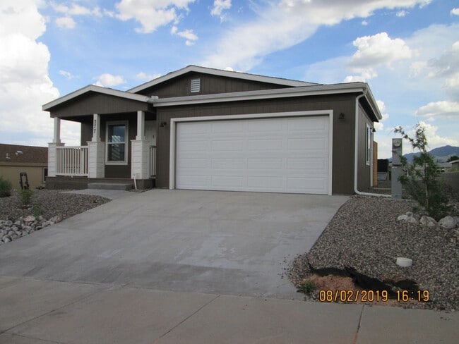 Building Photo - MESQUITE SPRINGS COMMUNITY-COTTONWOOD