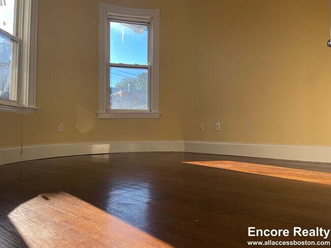 Photo - 19 Parker Hill Ave Unit #3
