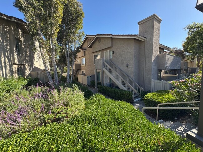 2Bed - 2Bath ground level - 2Bed - 2Bath ground level